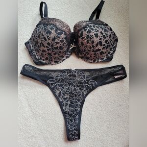 Victoria's Secret bra and thong set, black, 38D and XL